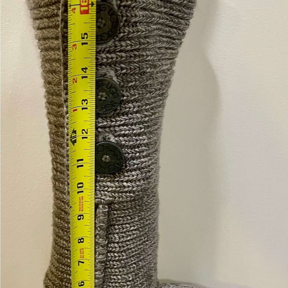 Ugg Cardy Tall Knitted Buttoned Boots - Women’s size 10 - Picture 15 of 15